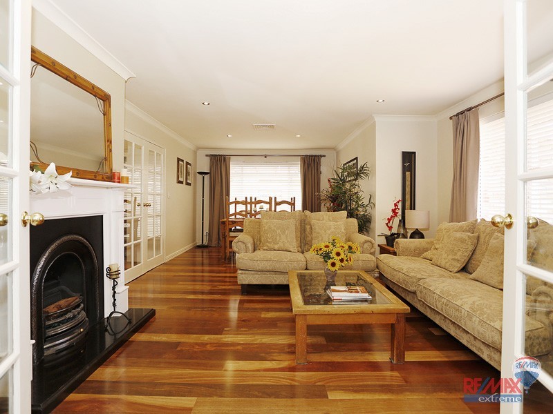 52 Santa Monica Parade, Iluka WA 6028