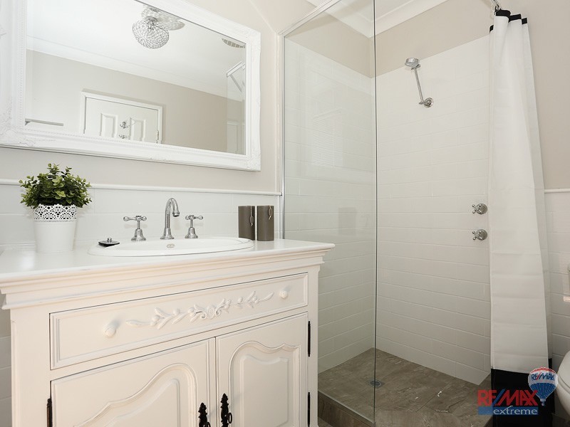 52 Santa Monica Parade, Iluka WA 6028