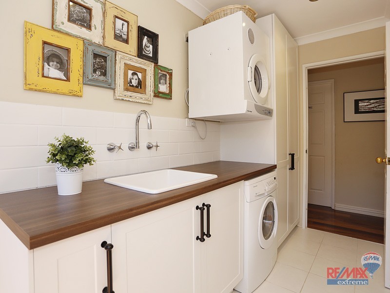 52 Santa Monica Parade, Iluka WA 6028