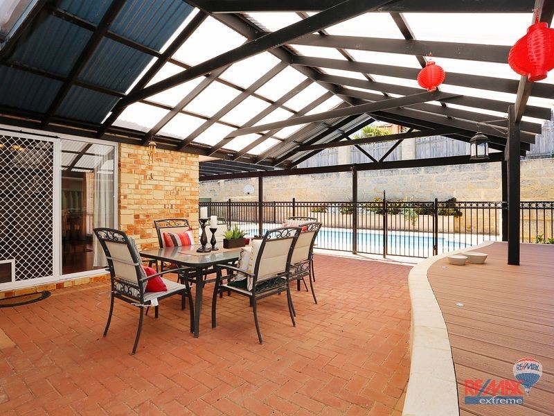 52 Santa Monica Parade, Iluka WA 6028