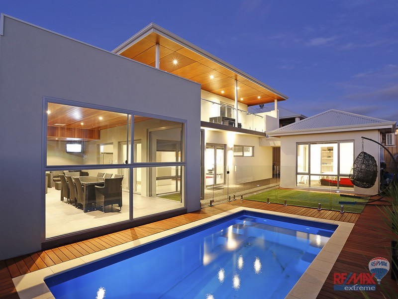 11 Tulum Approach, Iluka WA 6028