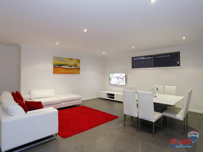 11 Tulum Approach, Iluka WA 6028