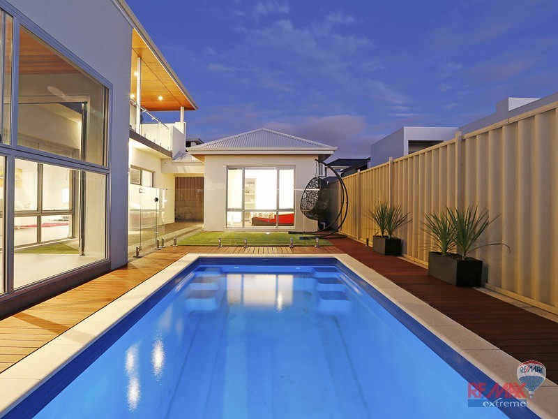 11 Tulum Approach, Iluka WA 6028