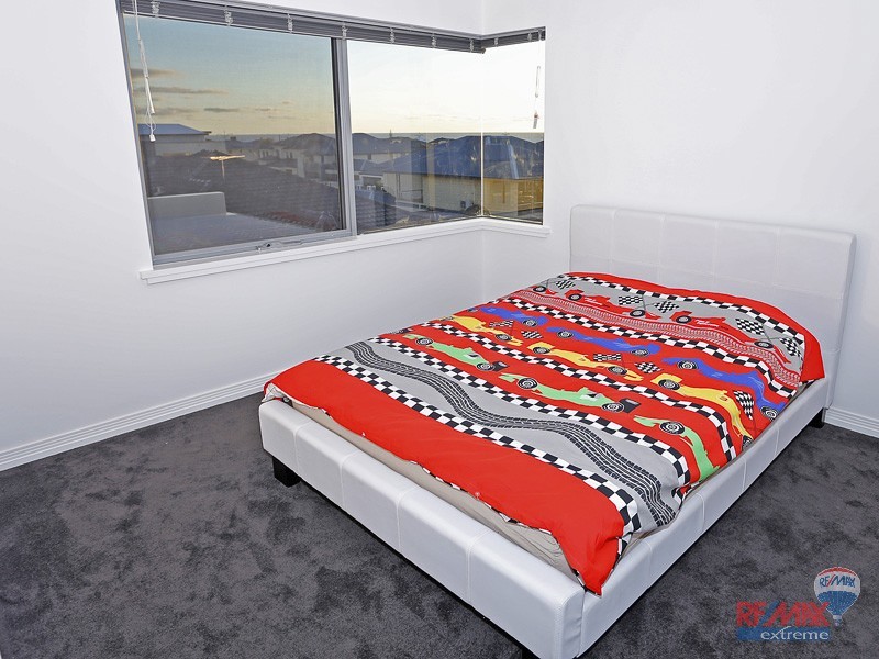 11 Tulum Approach, Iluka WA 6028