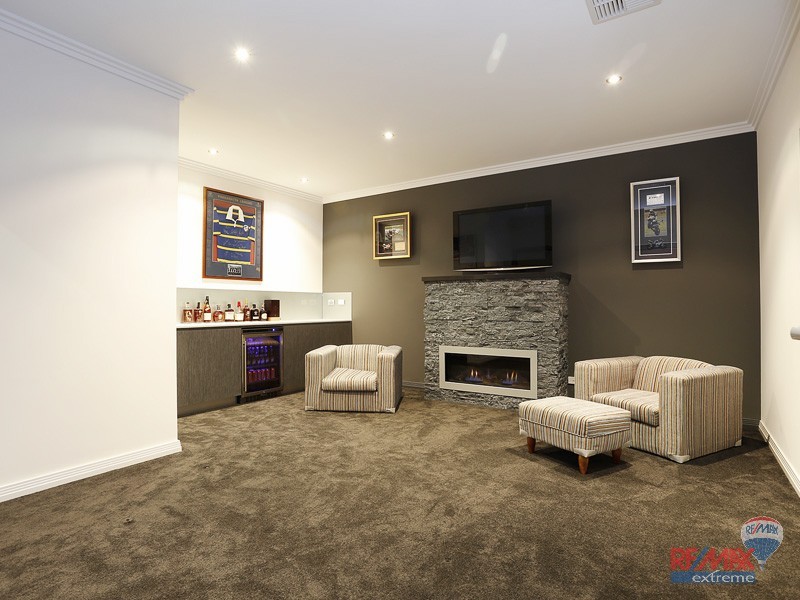 11 Tulum Approach, Iluka WA 6028