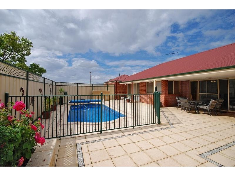 23 Yandella Promenade, Tapping WA 6065