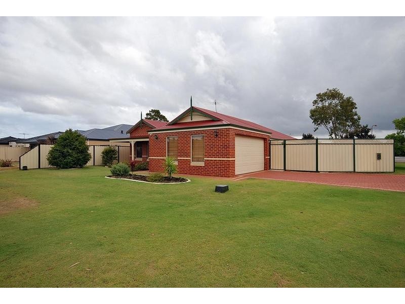 23 Yandella Promenade, Tapping WA 6065