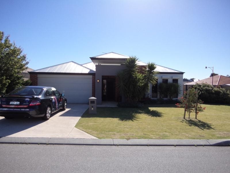 4 Tibicen Road, Tapping WA 6065