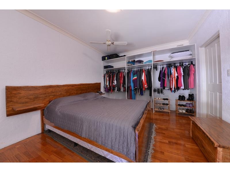 23 Zest Court, Mariginiup WA 6065