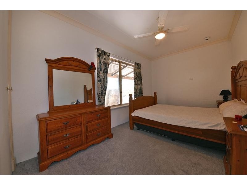 23 Zest Court, Mariginiup WA 6065