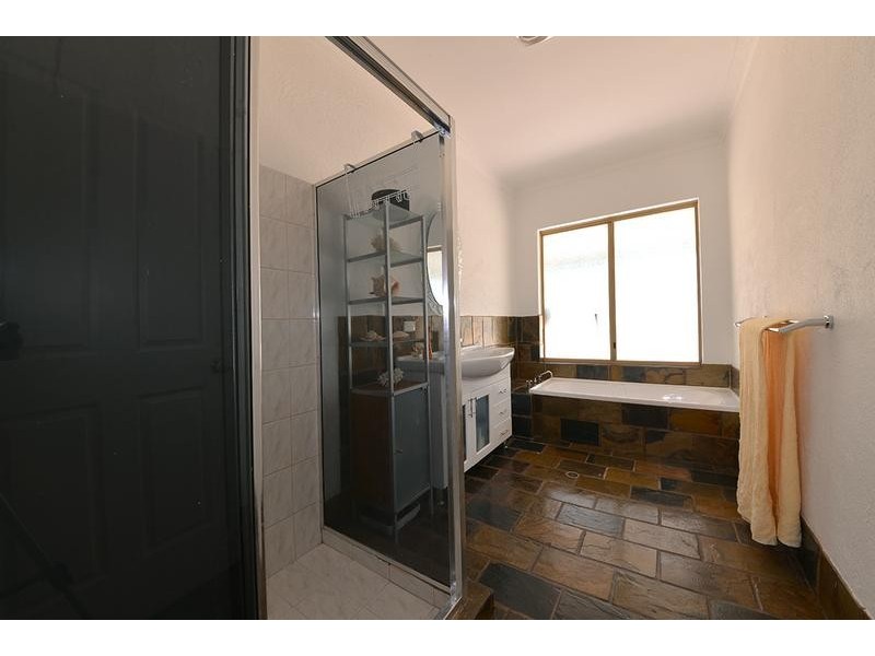 23 Zest Court, Mariginiup WA 6065