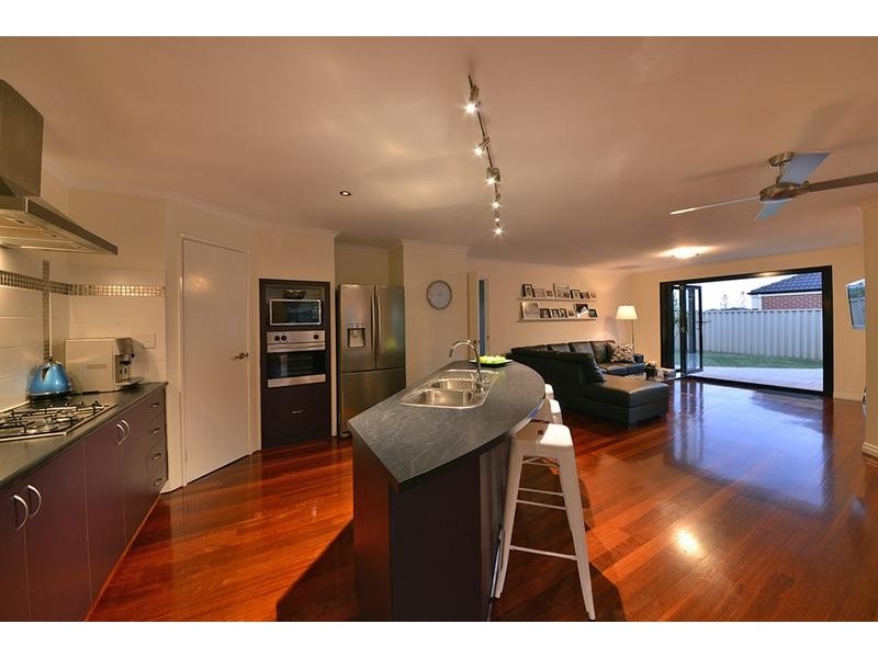 14 Orwell Way, Butler WA 6036