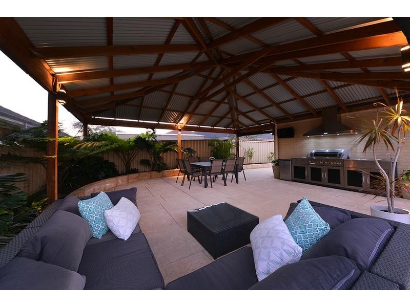 14 Orwell Way, Butler WA 6036