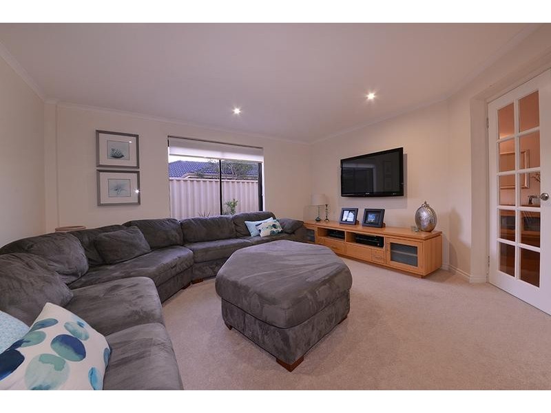 14 Orwell Way, Butler WA 6036