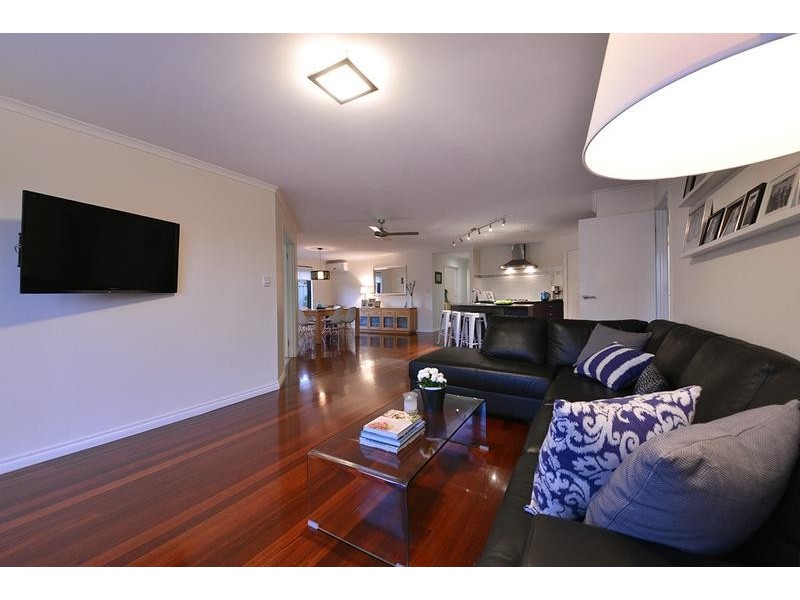 14 Orwell Way, Butler WA 6036