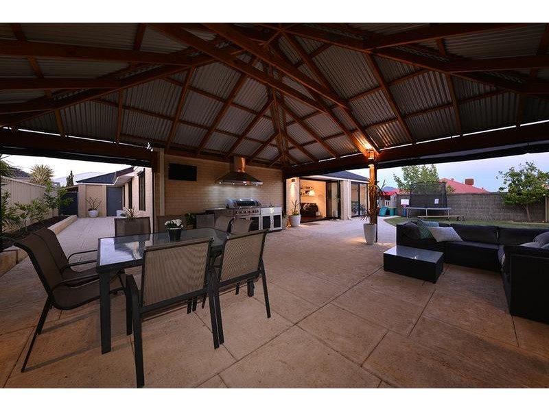 14 Orwell Way, Butler WA 6036