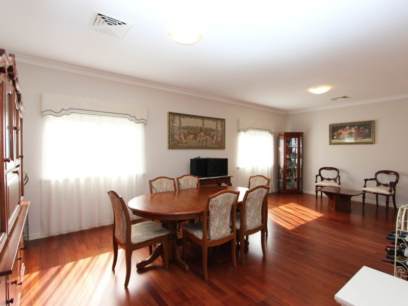 79 Kirkstall Drive, Hocking WA 6065