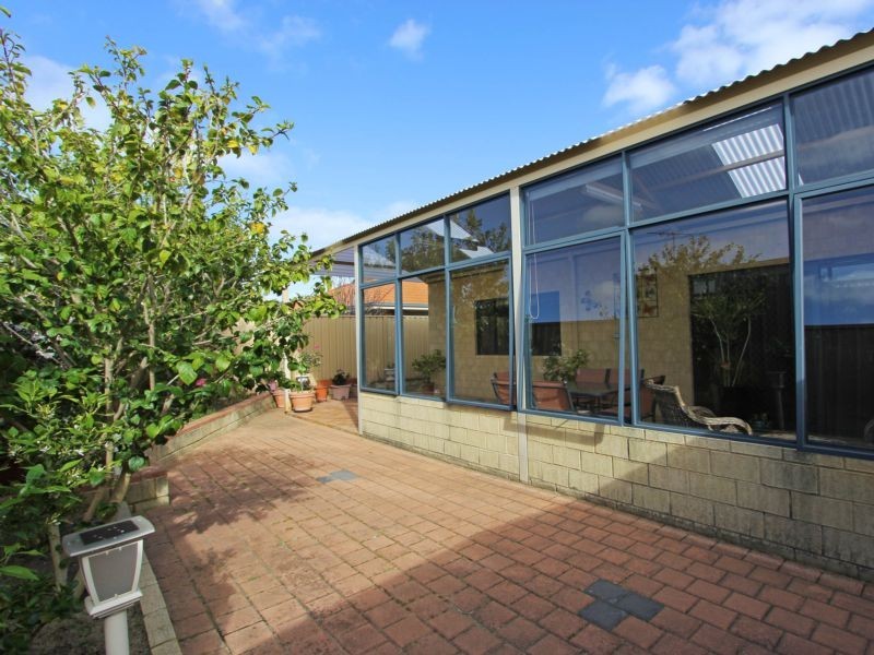 79 Kirkstall Drive, Hocking WA 6065