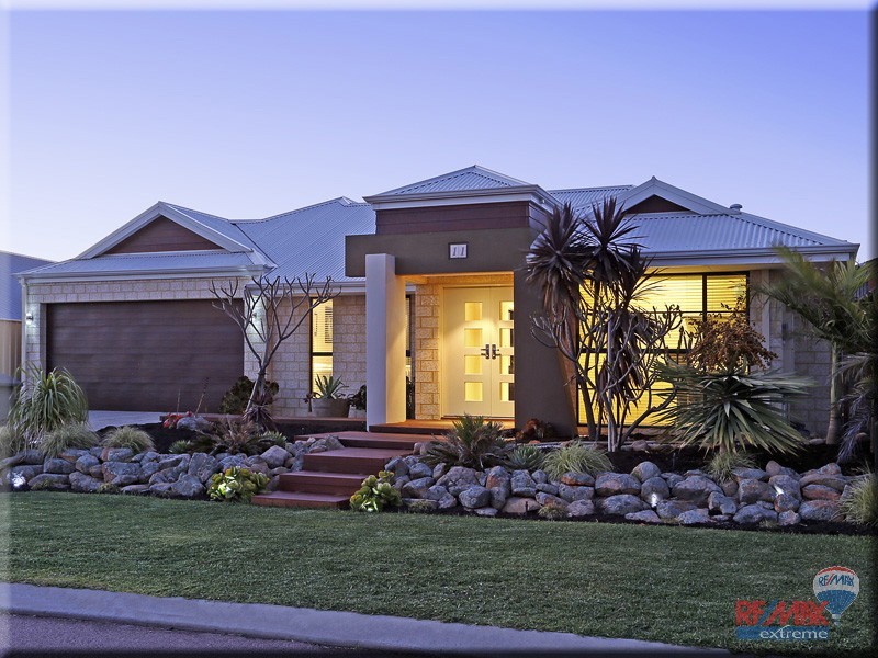 11 Cyandra Loop, Banksia Grove WA 6031