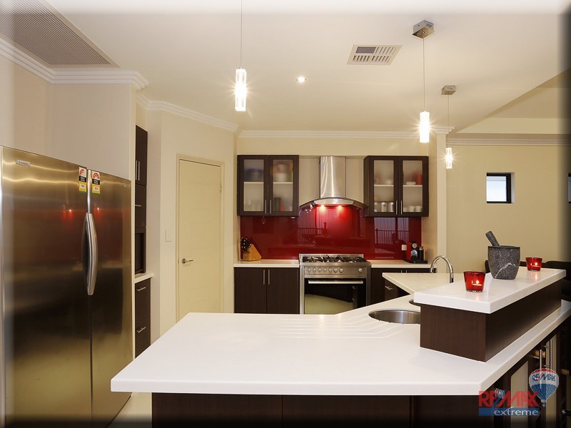 11 Cyandra Loop, Banksia Grove WA 6031