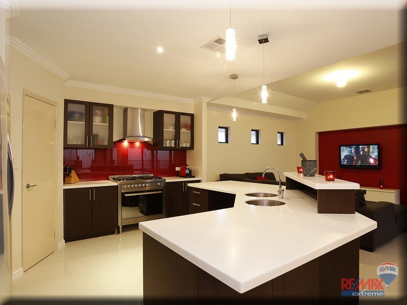 11 Cyandra Loop, Banksia Grove WA 6031