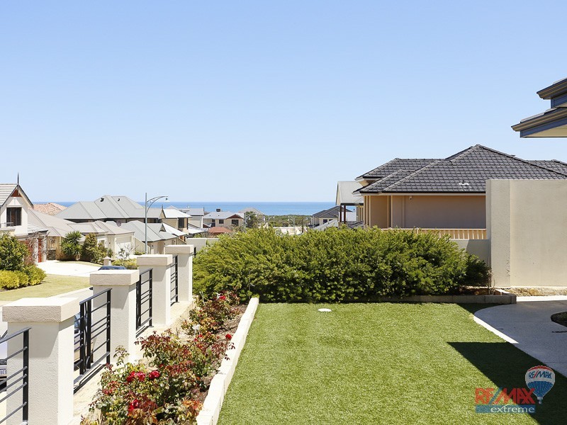 37 Antalya Vista, Iluka WA 6028