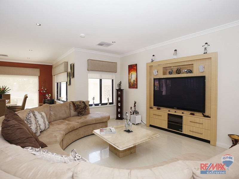 37 Antalya Vista, Iluka WA 6028