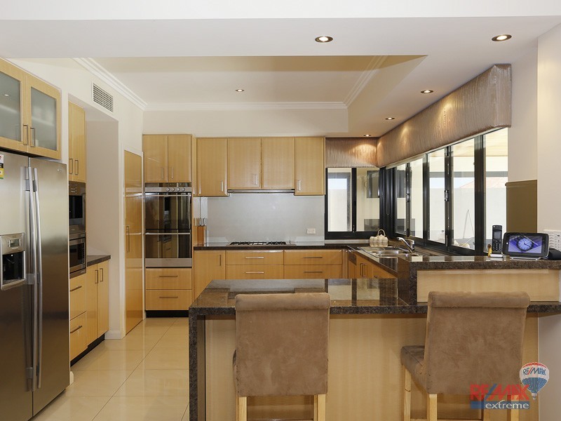 37 Antalya Vista, Iluka WA 6028