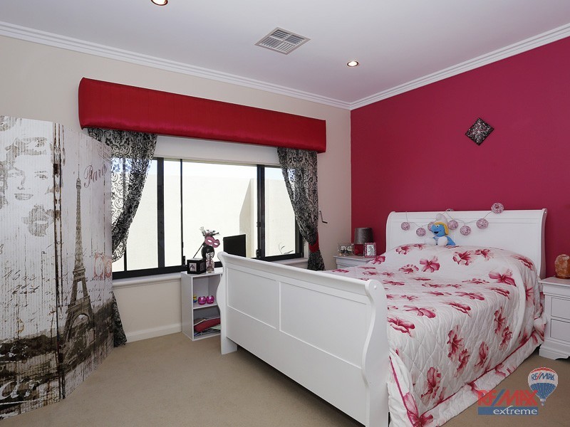 37 Antalya Vista, Iluka WA 6028