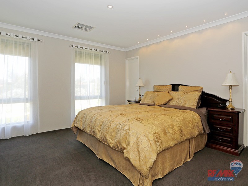 24 Raspins Loop, Burns Beach WA 6028