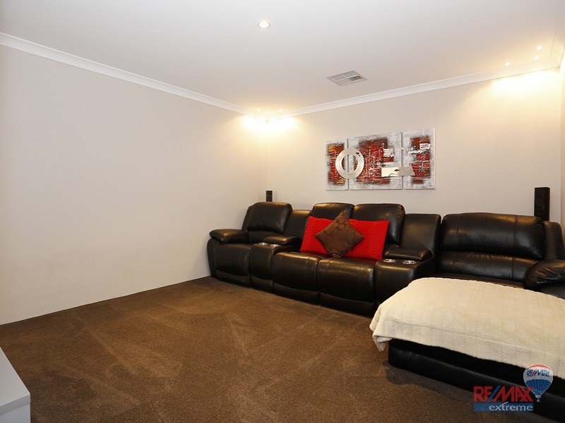 24 Raspins Loop, Burns Beach WA 6028