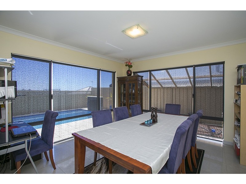 5 Barcelona Terrace, Hocking WA 6065
