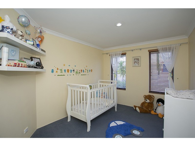 5 Barcelona Terrace, Hocking WA 6065