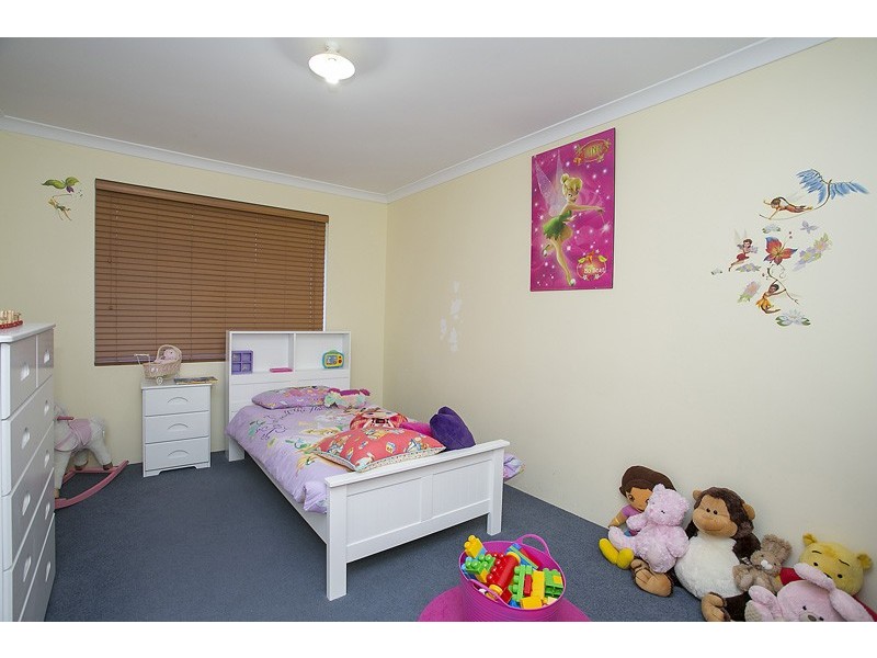 5 Barcelona Terrace, Hocking WA 6065