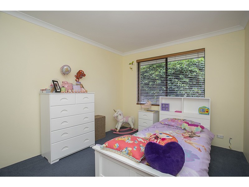 5 Barcelona Terrace, Hocking WA 6065