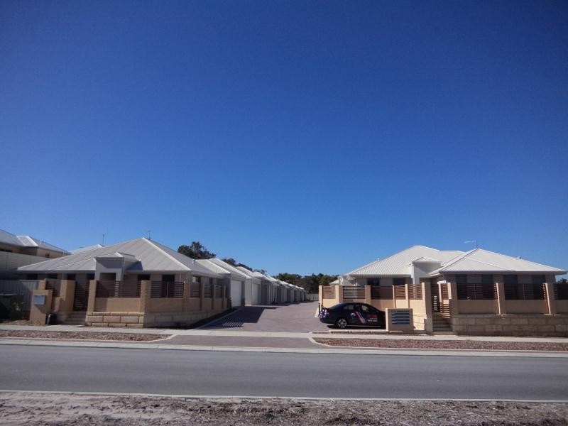 2/80 Ashley Road, Tapping WA 6065