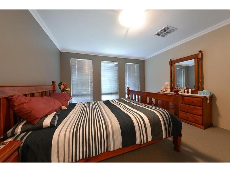 42 Olivedale Road, Madeley WA 6065