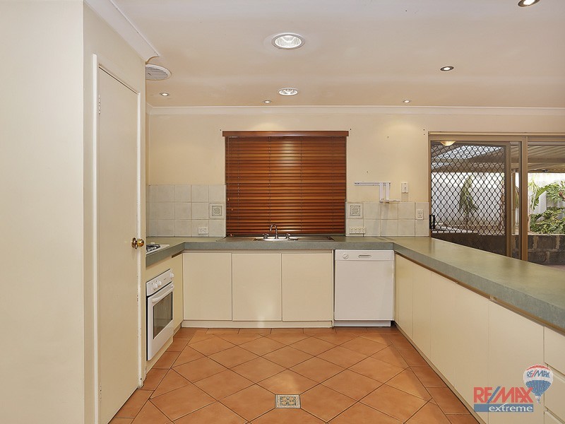 12 Inman Court, Merriwa WA 6030