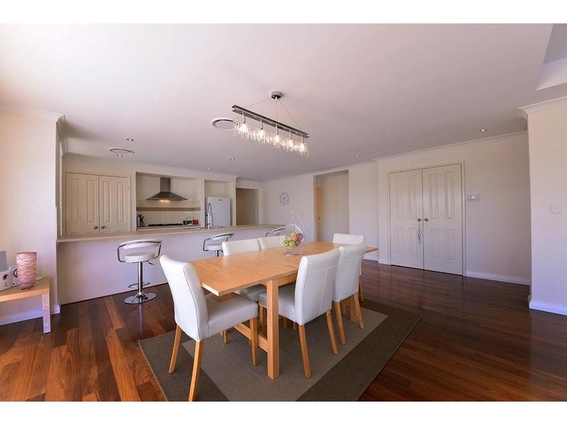 16 Daimler Drive, Tapping WA 6065