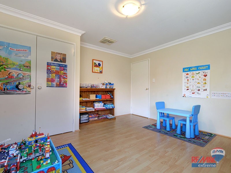 15 Walsall Turn, Hocking WA 6065