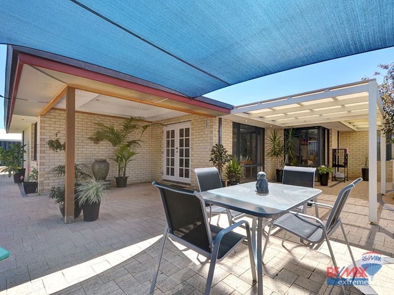 15 Walsall Turn, Hocking WA 6065