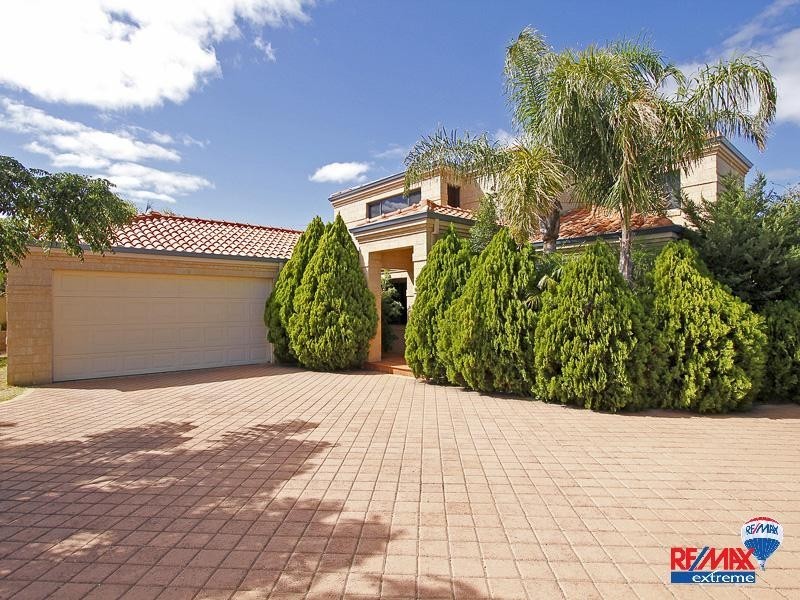 37 Southern Cross Circle, Ocean Reef WA 6027