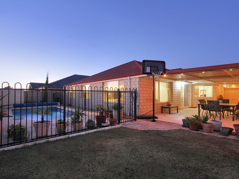 15 Tetbury Road, Butler WA 6036