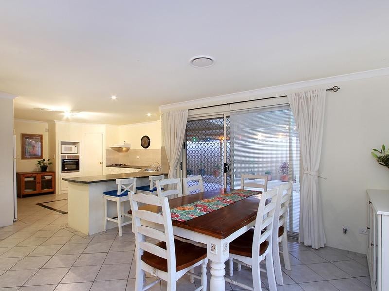 15 Tetbury Road, Butler WA 6036