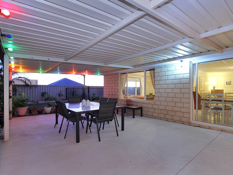 15 Tetbury Road, Butler WA 6036