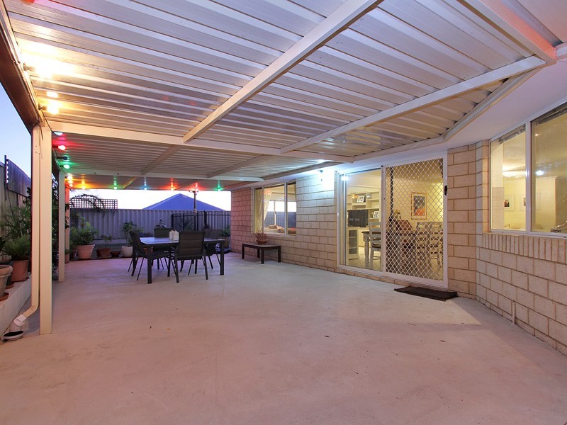 15 Tetbury Road, Butler WA 6036