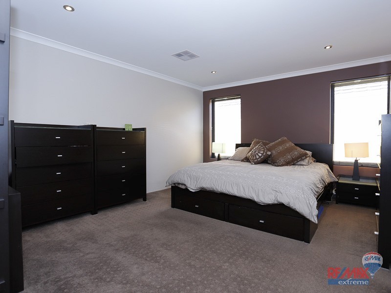 5 Piermont Ave, Burns Beach WA 6028