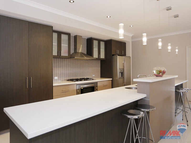 5 Piermont Ave, Burns Beach WA 6028