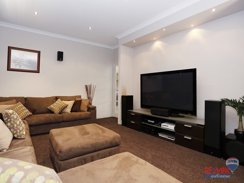 5 Piermont Ave, Burns Beach WA 6028