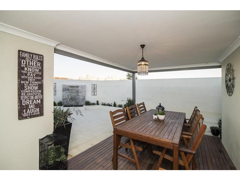 26 Topsail Loop, Alkimos WA 6038